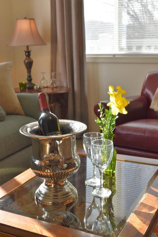 Warm Springs Inn & Winery Sunnyslope Kültér fotó