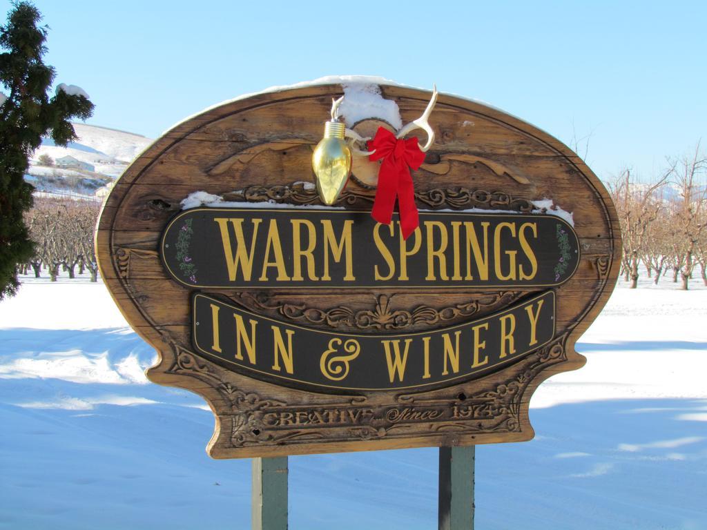 Warm Springs Inn & Winery Sunnyslope Kültér fotó
